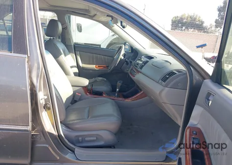 2003 Toyota Camry Xle V6 из США, поврежденный, VIN 4T1BF30K53U557067